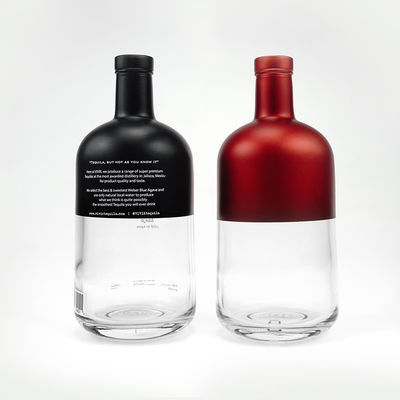 OEM/ODM aceitável Meia clara e preto fosco 750ml garrafa de gin com tampa de cortiça