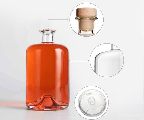 Garrafa de vidro de capacidade personalizada para bebidas alcoólicas Tequila Vodka Brandy Whisky Rum Gin Liquor 500ml/700ml/750ml