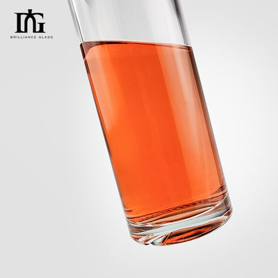 OEM/ODM Super Flint Material Vidro Vodka Whisky Rum Espírito garrafa com tampa de parafuso de cortiça