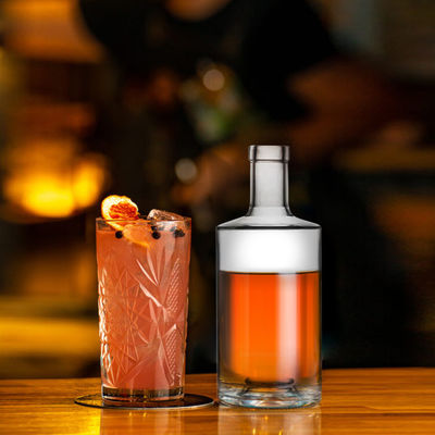 Garrafas de vidro para bebidas alcoólicas e vinhos com tampa de parafuso de 700 ml