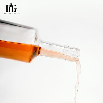 Forma personalizada 700ml 750ml 1000ml Corpo de vidro Vodka Liquor Gin Garrafa de uísque vazia para o seu