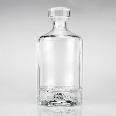 Whisky 500 ml garrafa de vidro de design criativo com fundo vulcânico vermelho e rolha de vidro