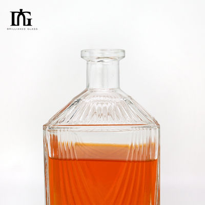 Garrafa de licor de vidro de design personalizado com rolha e tampa de parafuso
