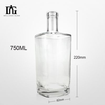 750 ml de garrafa de vidro de vinho tinto claro com cortiça para OEM / ODM aceitável e design