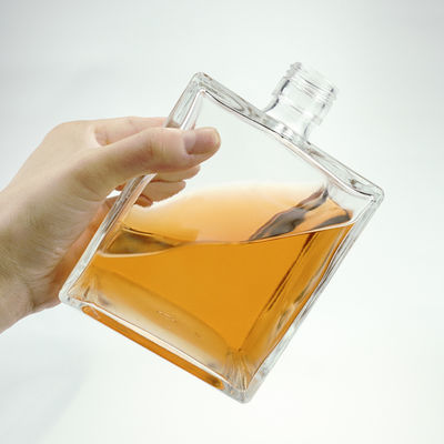 OEM/ODM aceitável Custom Square 750ml garrafa de vidro para Whiskey Vodka Brandy Rum Gin