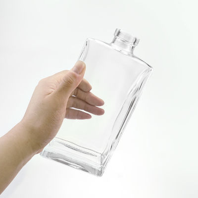 Embalagem personalizada Vidro de reabastecimento Vazio garrafa de perfume de 500 ml com gravura e pintura