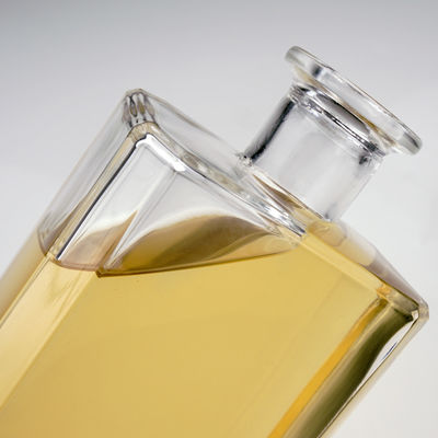 Bottle de vidro de 700 ml para Vodka Whisky Rum Gin Bebidas Vinhos Espirituais