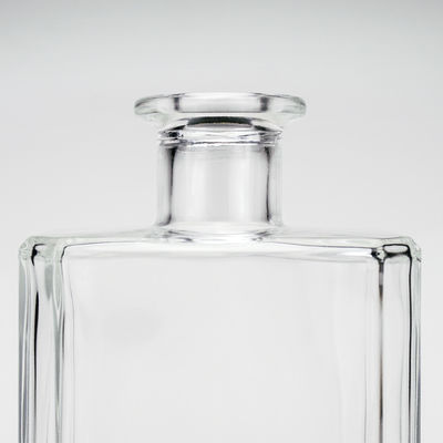 Bottle de vidro de 700 ml para Vodka Whisky Rum Gin Bebidas Vinhos Espirituais