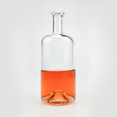 Garrafa de vidro de 750 ml com superfície gravada e tampa de parafuso de cortiça perfeita