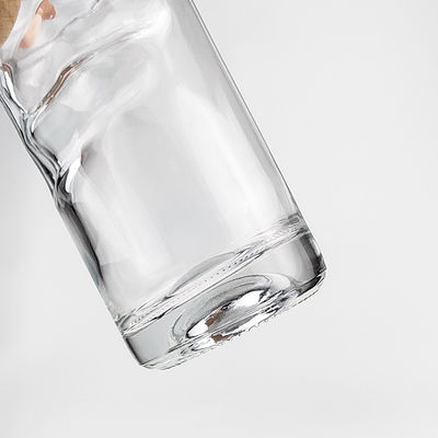 Garrafa de vidro de 750 ml para espíritos e vinhos