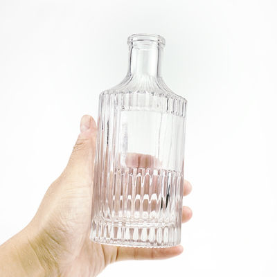 Material de base Vidro 250 ml Garrafa de gravura para Vodka Gin Tequila Rum Whiskey Liquor
