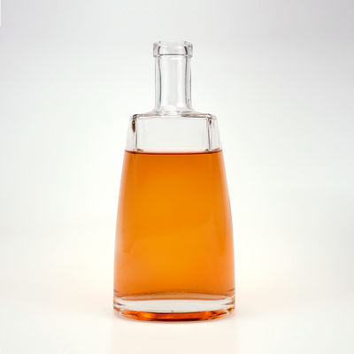 700 ml garrafa de vidro para vodka gin e vinho corpo de material de vidro logotipo aceitável