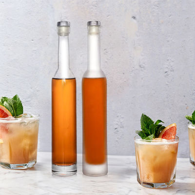 350 ml 375 ml 500 ml Vidro transparente redondo Whiskey Rum Garrafa de vinho com rolha de cortiça