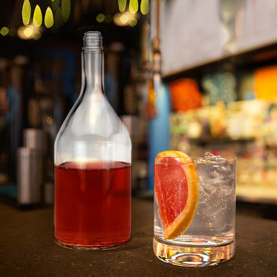 Fota de vidro de etiqueta personalizada para uísque Juniper Vodka 750ml 1000ml 1750ml Capacidade feita