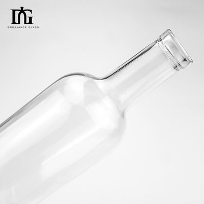 Garrafa de vidro de bebida garrafa vazia 700ml para licores colar material vidro da China