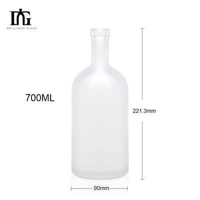 Garrafa de vidro de 700 ml com rótulo personalizado