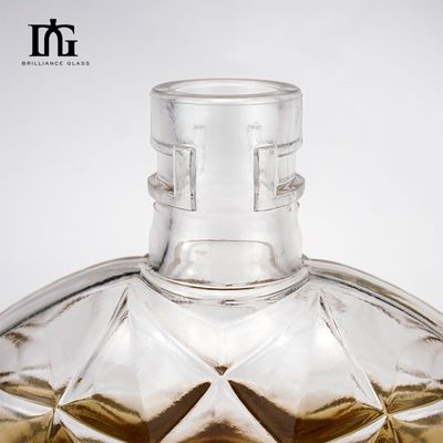 Conjunto de vinhos cristalinos únicos Garrafa de uísque 500ml 700ml 750ml para água mineral