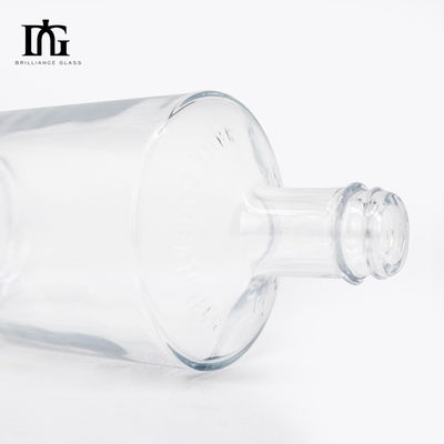 500 ml/700 ml Capacidade Clásica Vazia Flint Clear Round Glass Bottle para Gin Rum Whisky