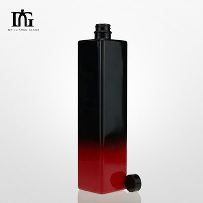 Garrafas de vidro de baixo MOQ para Vodka Whisky Rum Gins em 500ml 700ml 750ml Tamanhos
