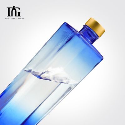 Garrafas de vidro de baixo MOQ para Vodka Whisky Rum Gins em 500ml 700ml 750ml Tamanhos