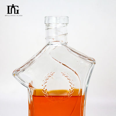 Material do corpo Vidro Custom Gin de luxo Whiskey Vodka 500ml 700ml 750ml 1L garrafa com cortiça