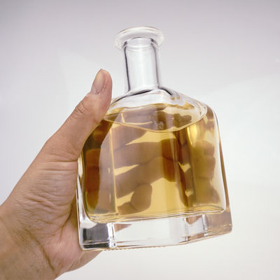 Conjunto de garrafas de uísque de vidro quadrado personalizado 5CL 500ML 750ML Vial congelado Base de material vidro