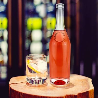 Garrafas de vidro para bebidas alcoólicas Gin Whiskey Cocktails Vinho e Vodka Com tampa de parafuso