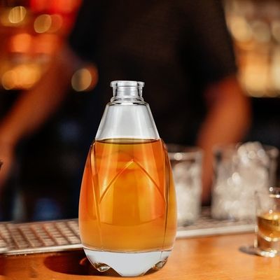 Collar de vidro Flat Shoulder Tequila Liquor Bottle com rolha e tampa de parafuso em branco