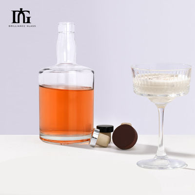 Material do corpo Vidro 260 ml Mini garrafas Garrafa de vidro transparente para licor de uísque e vinho