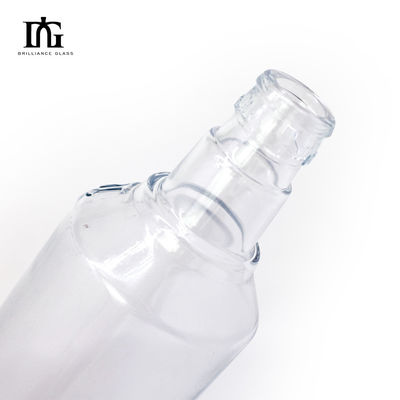 250 ml/350 ml/500 ml/550 ml/650 ml/700 ml/750 ml Garrafas de vidro para bebidas alcoólicas Vodka