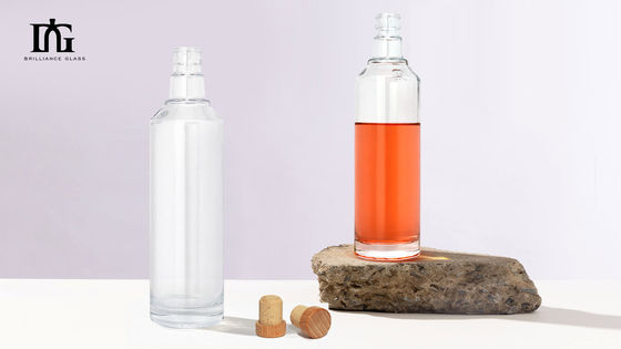 250 ml/350 ml/500 ml/550 ml/650 ml/700 ml/750 ml Garrafas de vidro para bebidas alcoólicas Vodka