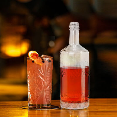 Garrafa de vidro vazia, quadrada e clara, clássica, para licor final e vedação de bebidas tipo CORK