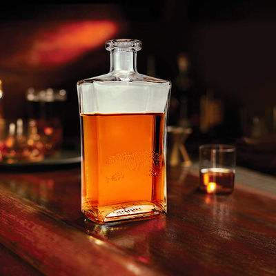 Garrafa transparente para tequila e outras bebidas Garrafa de vidro personalizada de 500 ml