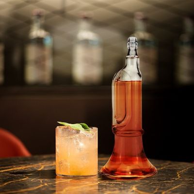 Material de colarinho de vidro personalizado Garrafas de licor de vidro para gins 500ml 700ml livre de chumbo