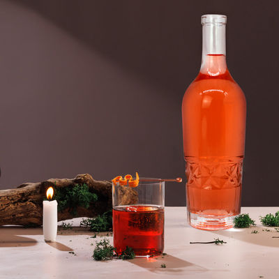Aceitável OEM/ODM Estilo Europeu Luxo 700ml 750ml Whisky Rum Gin única garrafa de vidro