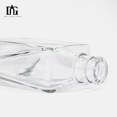 Superfície gravada 750ml garrafa de vinho de vidro quadrado para bebidas alcoólicas Design personalizado