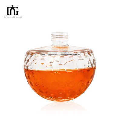 Botão de vidro transparente de 700 ml com forma de crânio única e cortiça gravada