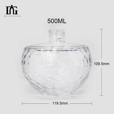 Botão de vidro transparente de 700 ml com forma de crânio única e cortiça gravada
