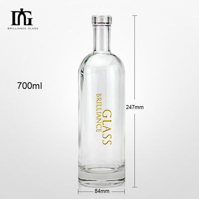 Garrafa de vinho de vidro de grande capacidade com capacidade de 700 ml e manuseio de superfície gravada