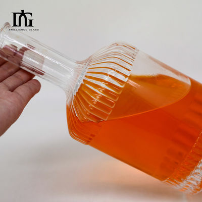 500 ml/700 ml Garrafa de vidro transparente com tampa de parafuso de alta qualidade