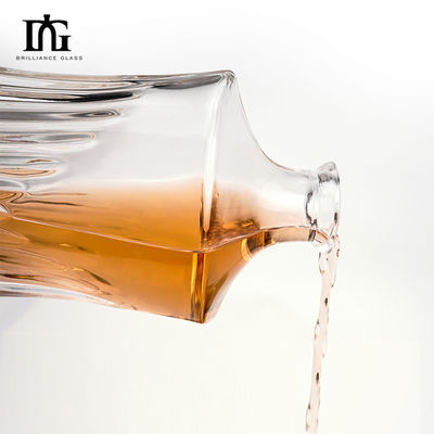 Logotipo personalizado 700 ml garrafa de whisky bourbon gin com design de garrafa de vidro de vinho