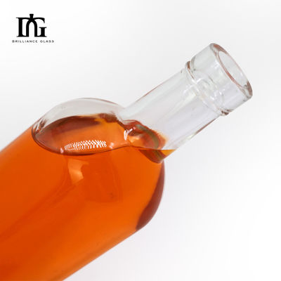 Garrafa de vidro 700ml 500ml Vodka Vinho com impressão de tela personalizada e estampagem a quente