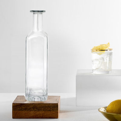 750 ml 1000 ml Whisky Rum Gin Tequila Garrafa de vidro com rolha de cortiça e design elegante