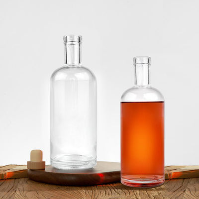375 ml 500 ml 750 ml 1000 ml Botella de vidro Vodka Spirits Gin com manuseio de superfície gravado