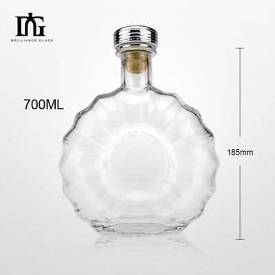 Garrafa de vodka de vidro transparente personalizada 700ml com gravura e estampagem a quente
