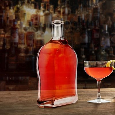 500 ml de Vodka Spirit Gin Rum Garrafa de vidro Liquor com material de cortiça Acceptável