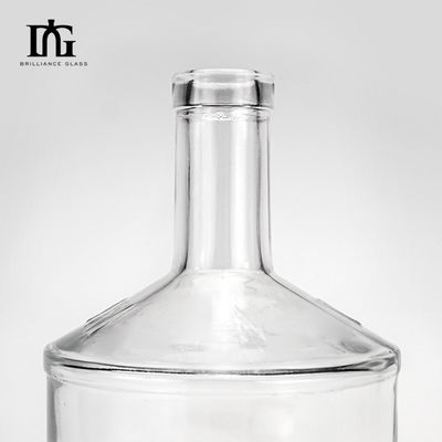 700 ml OEM/ODM aceitável Hotsale Vodka Brandy Vinho congelado Garrafas de vidro com cortiça