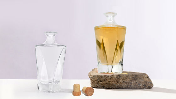 Garrafas de vidro para vodka uísque rum gin brandy MOQ baixo 375ml 500ml 700ml 750ml