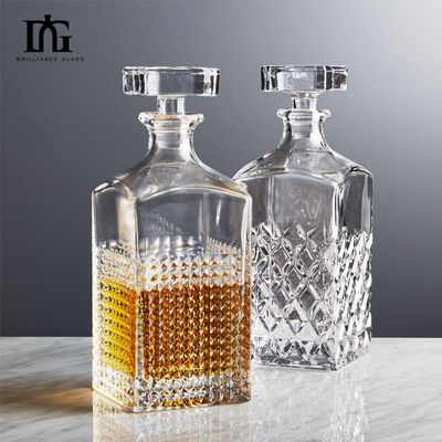 Vidro 250 ml/500 ml/700 ml/750 ml Red Cup Wine Bottle Material do corpo