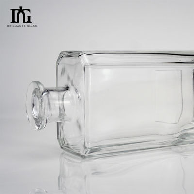 Garrafa de bebida de vidro quadrado 250 ml/500 ml/700 ml/750 ml para beber Vodka Whisky Gin
